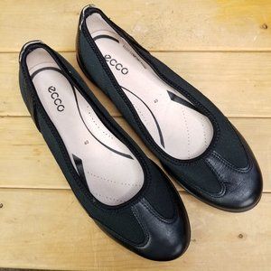 Ecco Comfort Foam Womens 9 EU40 Black Leather/Mesh Fabric Slip On Casual Flats